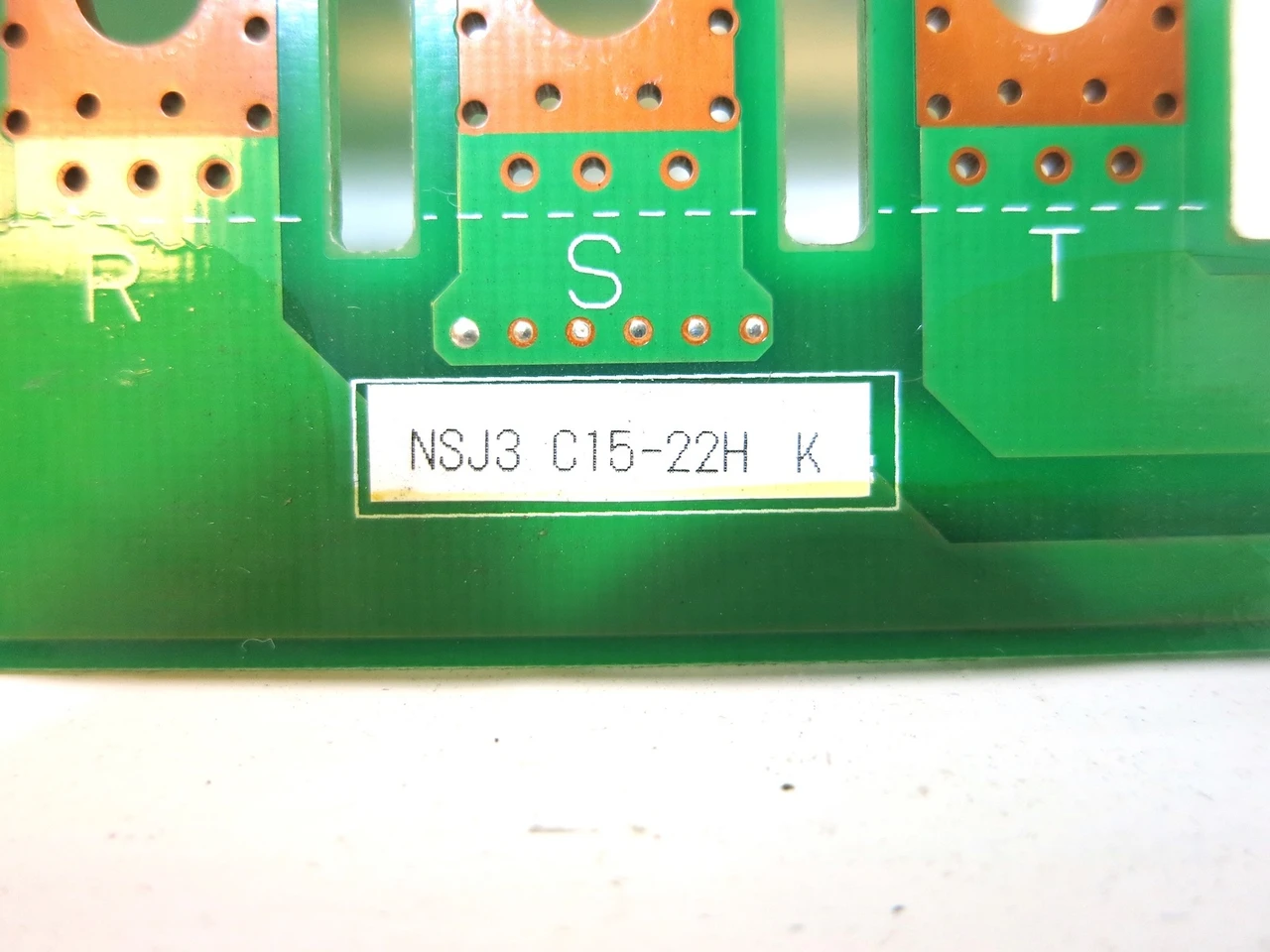 Hitachi IC-SJ3 2B027022-3T SJ300 VS Drive Control Board Inverter NSJ3 C15-22H K (DW3251-6)