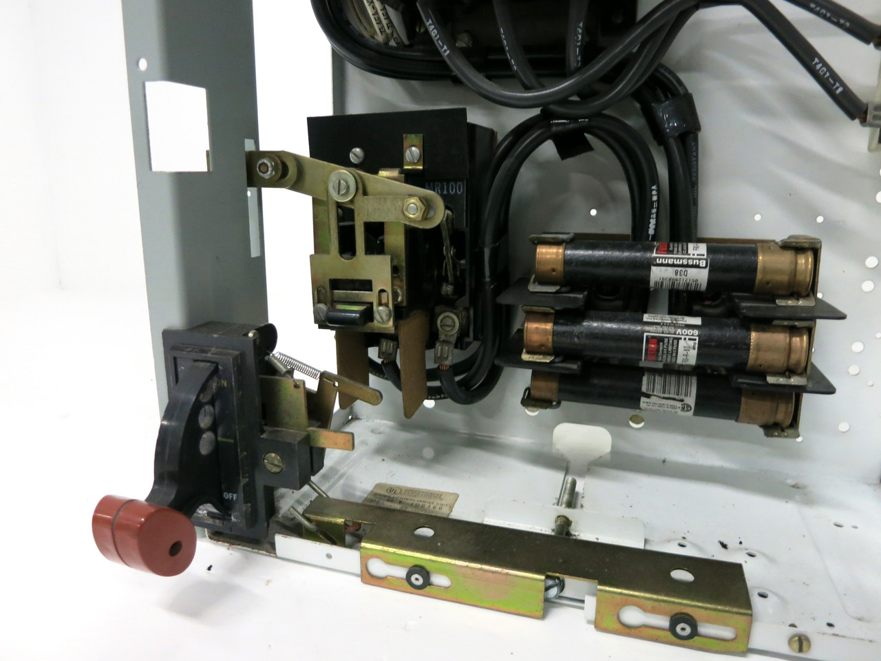 GE 8000 Size 3 Starter 60A Fusible 24" MCC Bucket 60 Amp Motor Control Unit Sz3 (DW3285-1)
