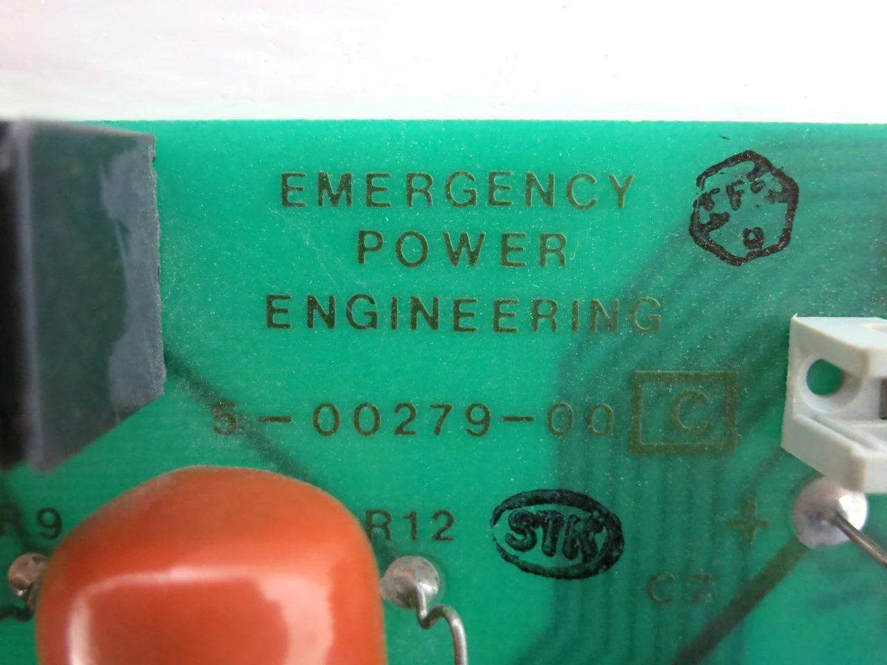 2nd Image of DW3318