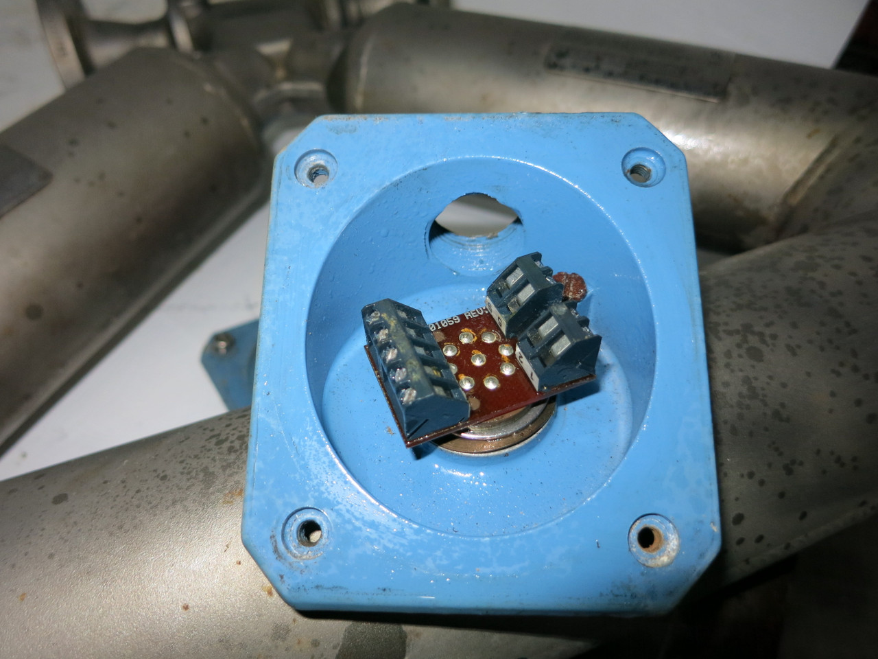 Micro Motion CMF100M328NU Mass Flow Sensor Telemetering Equipment (GA0593-2)