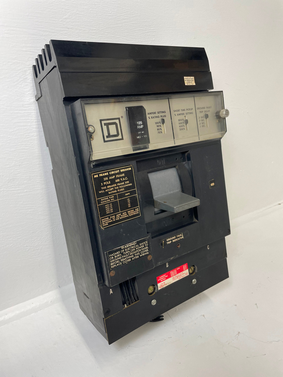 Square D I-Line ME236G 225A Circuit Breaker 125 Amp Plug & Shunt & Ground Fault (EM4211-3)