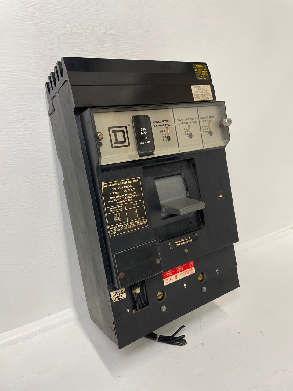 Image of Square D I-Line ME236G 225A Circuit Breaker w/ 225 Amp Plug & Shunt & Ground 3P