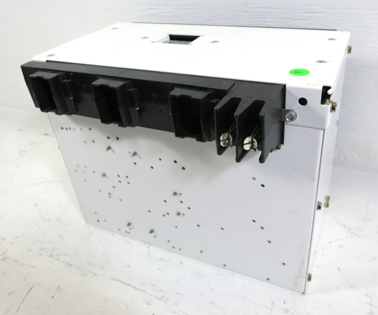 Eaton Freedom FlashGard 80A Breaker Feeder MCC Bucket 12" Flash Guard 80 Amp (DW3395-1)