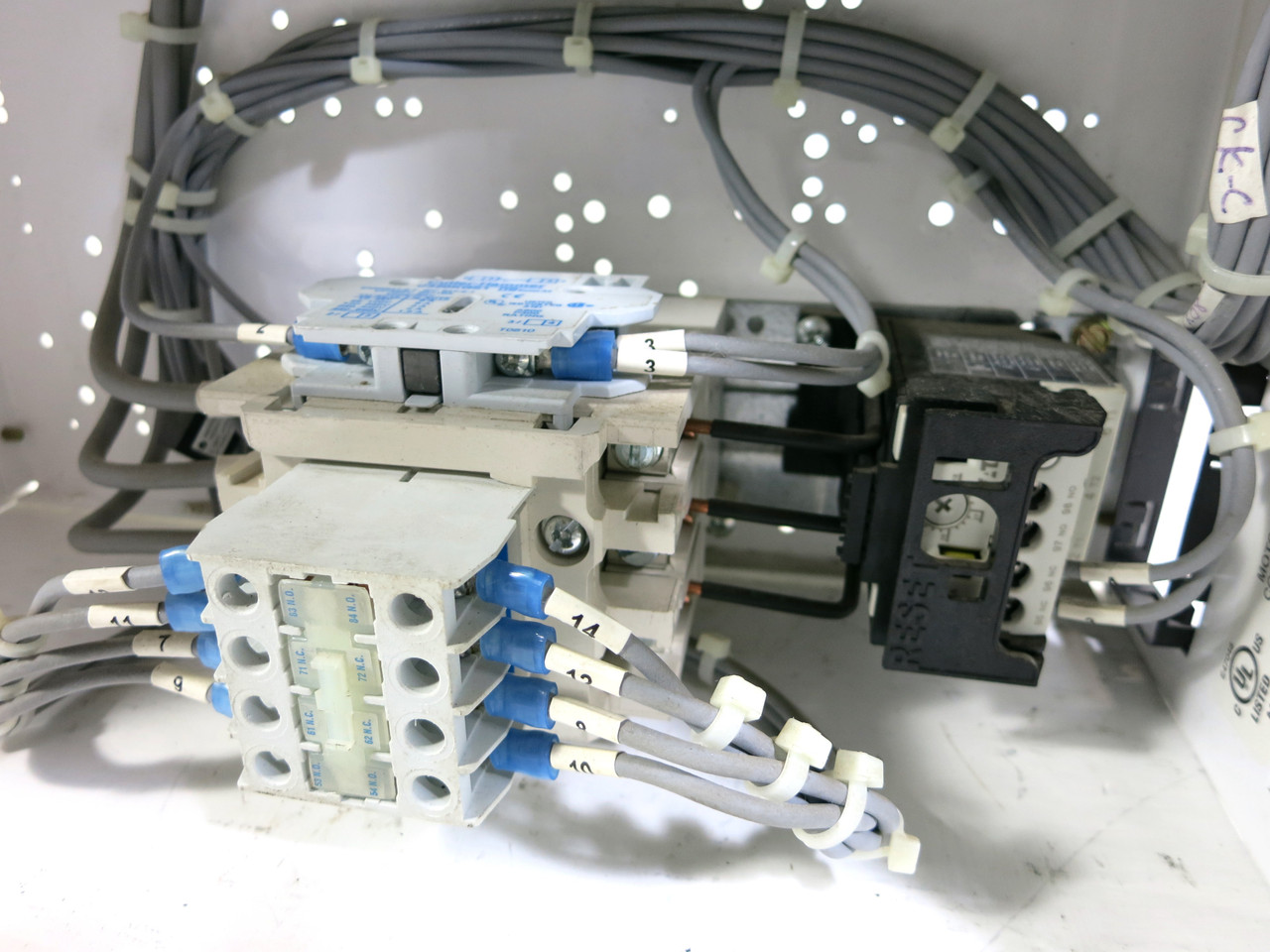 Eaton Freedom FlashGard 50A Breaker Size 2 Starter MCC Bucket 18" Flash Guard 50 (DW3400-15)