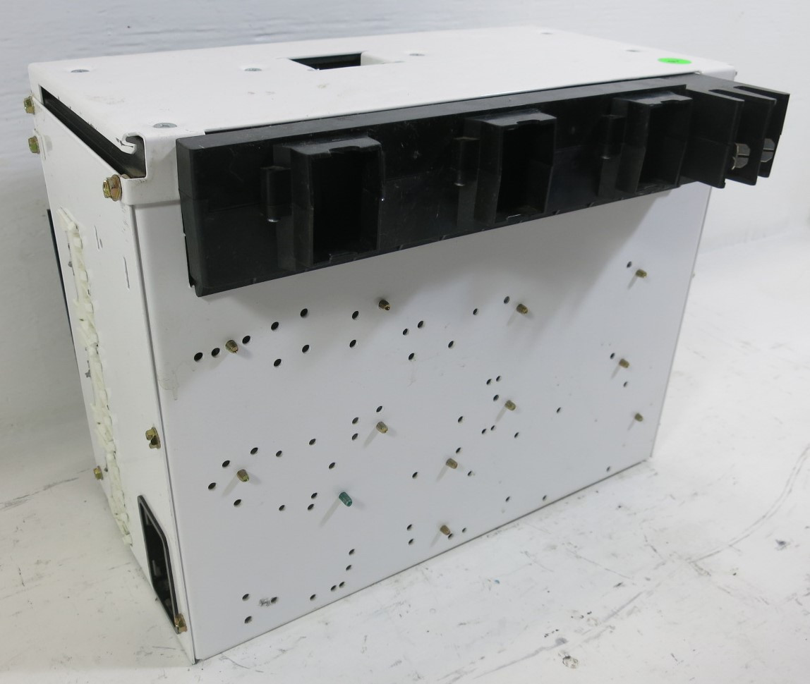 Eaton Freedom FlashGard 35A Breaker Size 1 Starter 12" MCC Bucket Flash Guard 35 (PM3104-6)