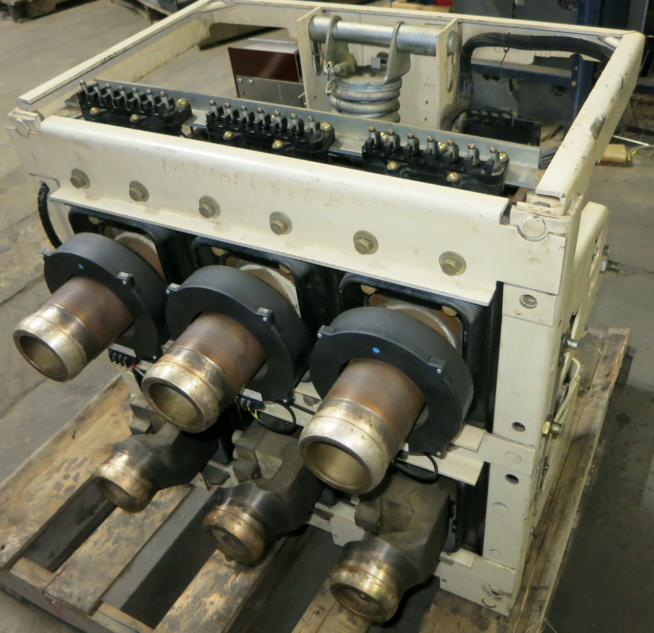 General Electric AK-2A-75-1 3000 Amp AC-PRO Trip LSIG Air Breaker EO 3000A GE (GA0629-3)