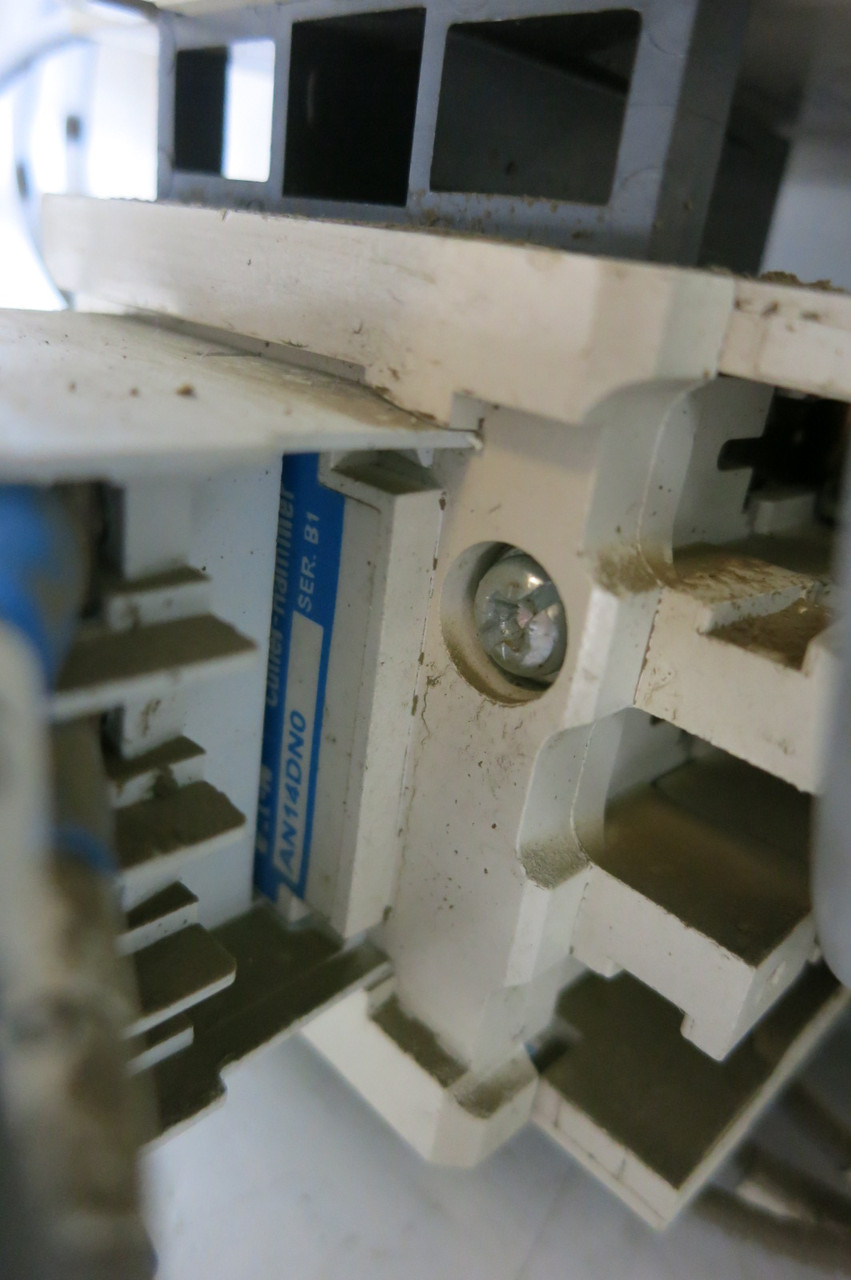 Eaton Freedom FlashGard 35A Breaker Size 1 Reversing Starter 18" MCC Bucket 35 (PM3110-1)