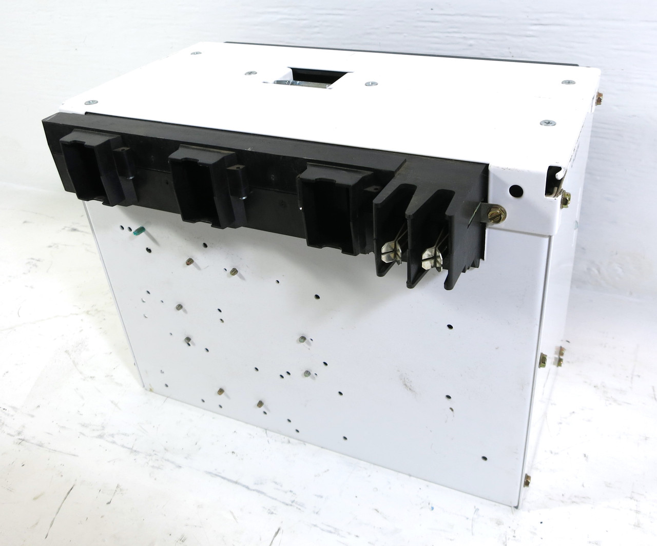 Eaton Freedom FlashGard 100 Amp Breaker Feeder MCC Bucket 12" Flash Guard 100A (DW3409-4)