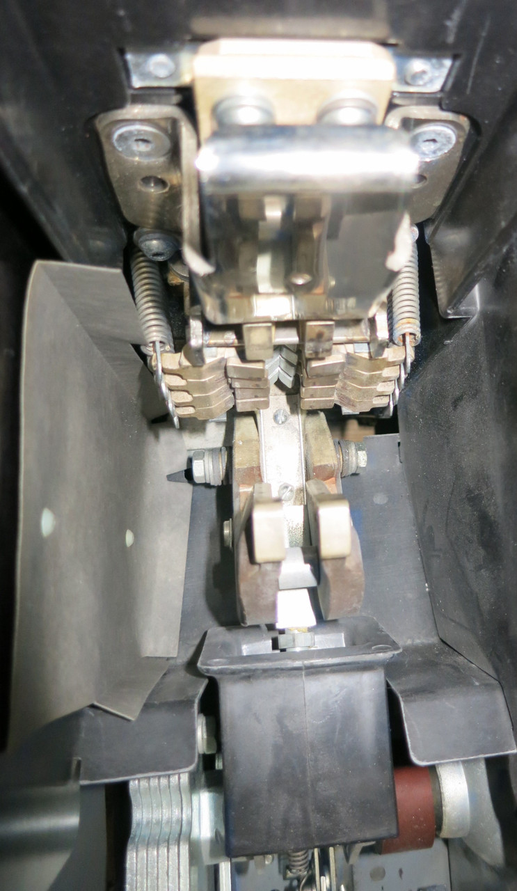 GE AKR-6D-50 1600A Air Breaker TA9VT20MA1 Trip 1600 Amp MicroVersaTrip LS EO (GA0654-4)