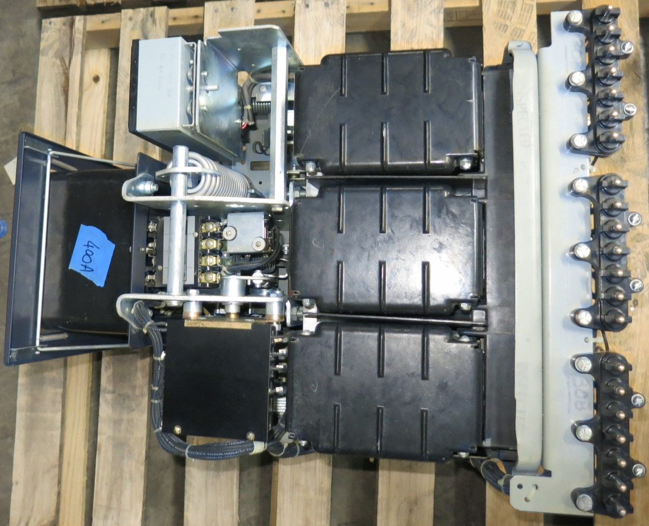 GE AKR-6D-30 400 Amp EO Air Breaker MicroVersaTrip TA9VT20MA1 LS w/ Aux & Shunt (GA0656-3)