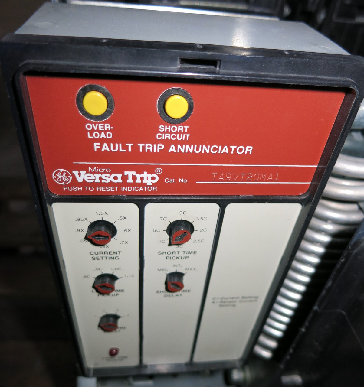 GE AKR-6D-30 300 Amp Breaker w MicroVersaTrip TA9VT20MA1 EO LS w Aux and Shunt (GA0661-1)