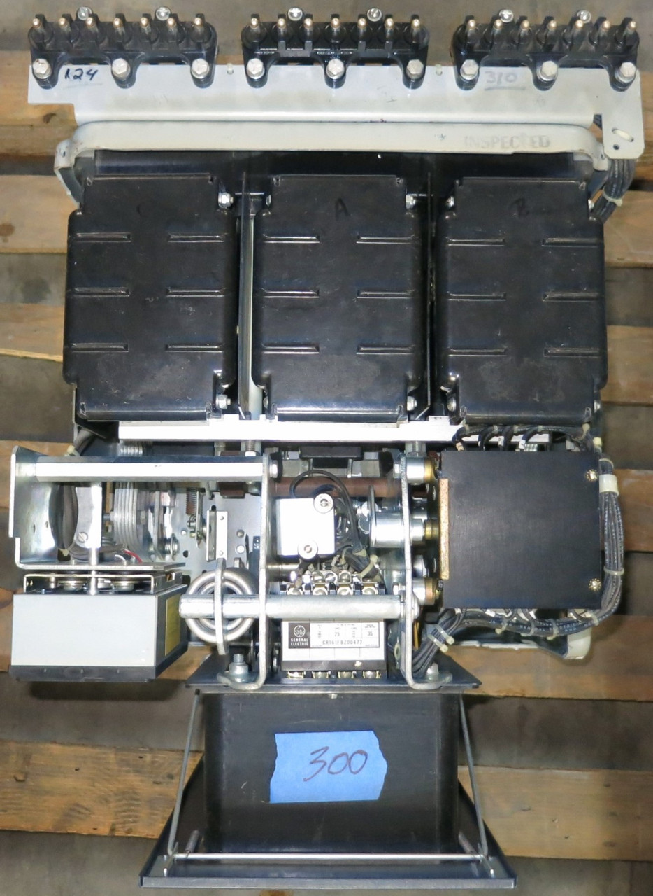 GE AKR-6D-30 300 Amp Breaker w MicroVersaTrip TA9VT20MA1 EO LS w Aux and Shunt (GA0661-1)