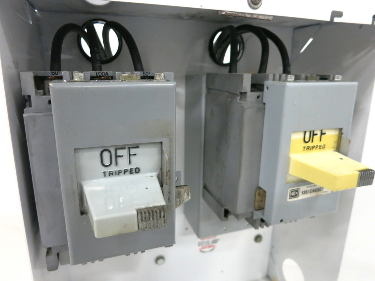 FPE 5320 100A Breaker Dual Feeder 18" MCC Bucket 100 Amp Motor Control Unit 5310 (DW3451-2)