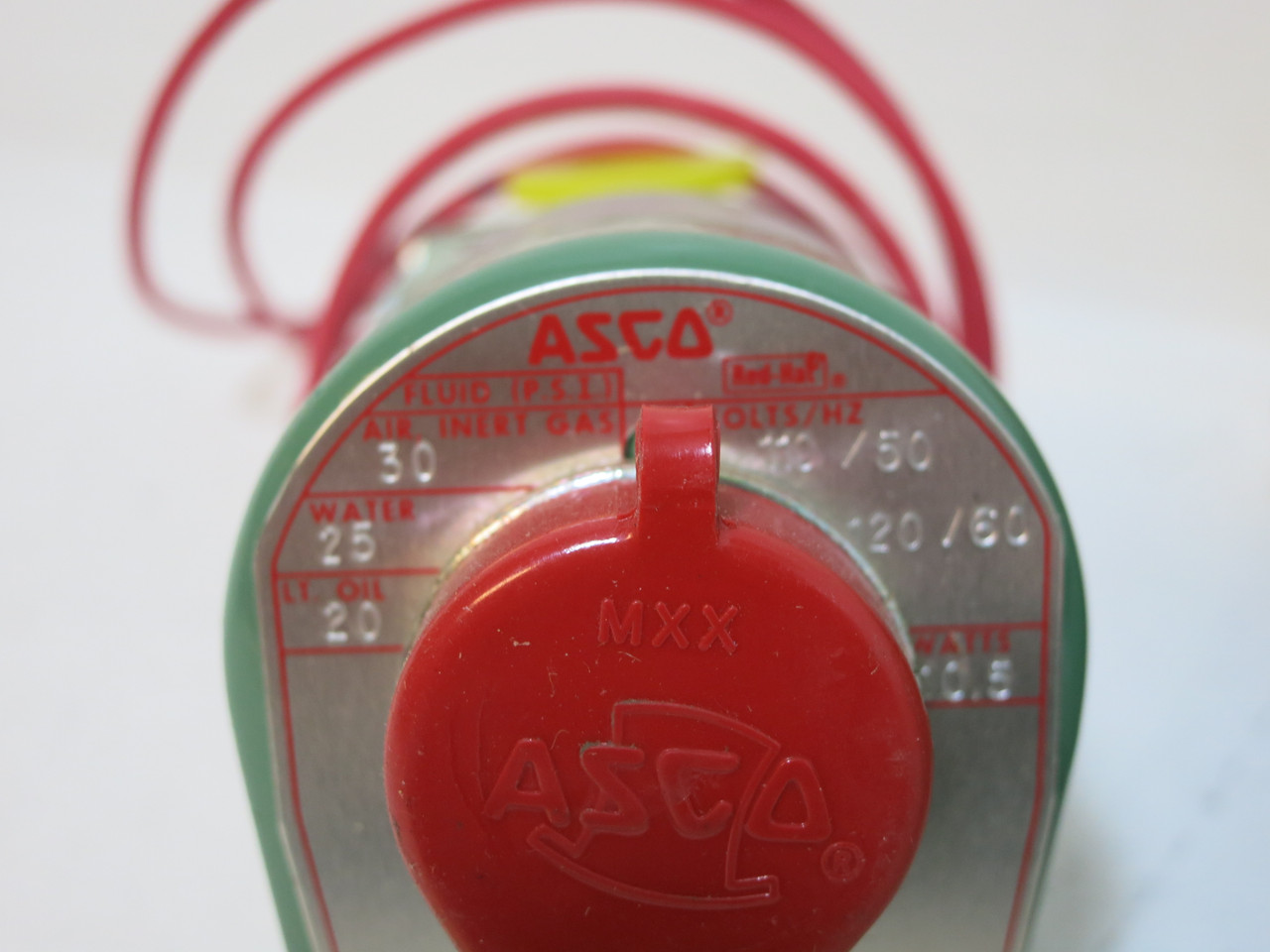 NEW Asco Red-Hat FT8262A265 Valve 0.25" Pipe 1/4 120V 8262A265 30PSI 0.5W (DW3462-1)