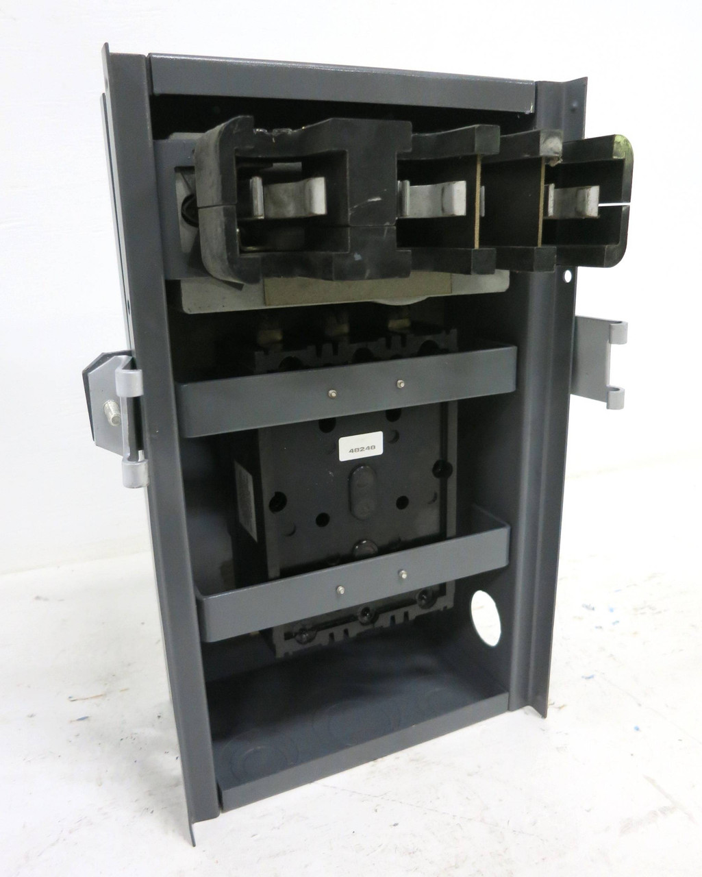Square D SD-75430 30A 480V Saflex Circuit Breaker Plug-In 3PH 4W Bus Plug 30 Amp (DW2312-1)