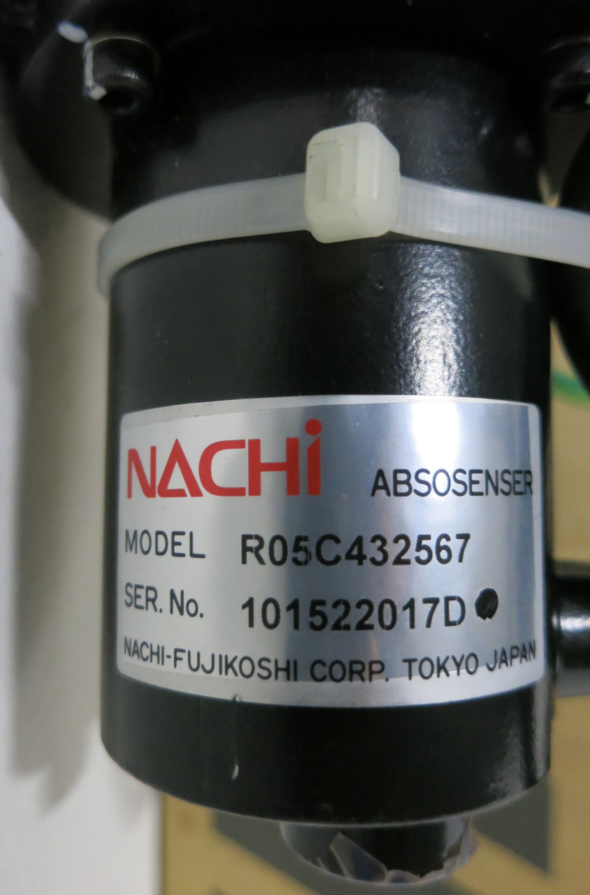 NEW Sanyo Denki P50B07050DCRSJ Nachi AC Servo Motor 0.475 kW 3000-RPM NIB (GA0692-86)