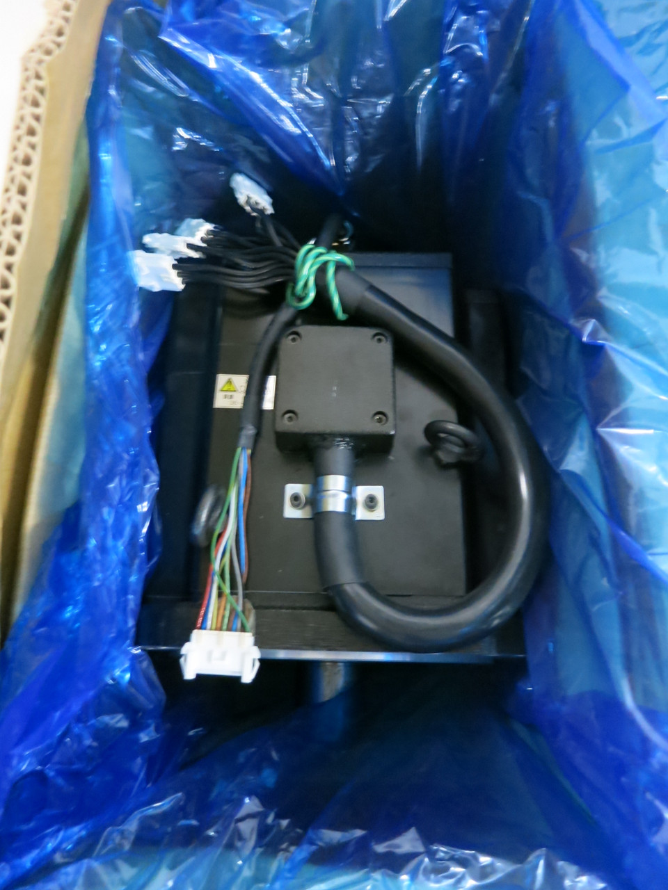 New Sanyo Denki P60B22550RCRSJ Nachi AC Servo Motor 5.5 kW 1700-RPM NIB (GA0695-4)