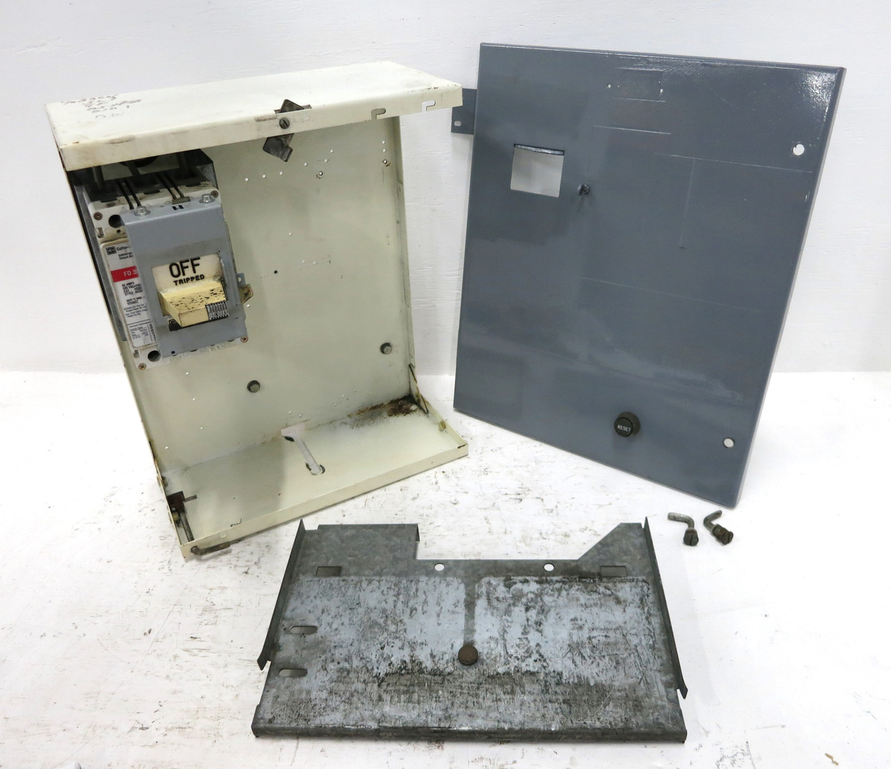 Image of FPE 5320 60 Amp Breaker 18" Feeder MCC Bucket 60A Motor Control Unit 5310