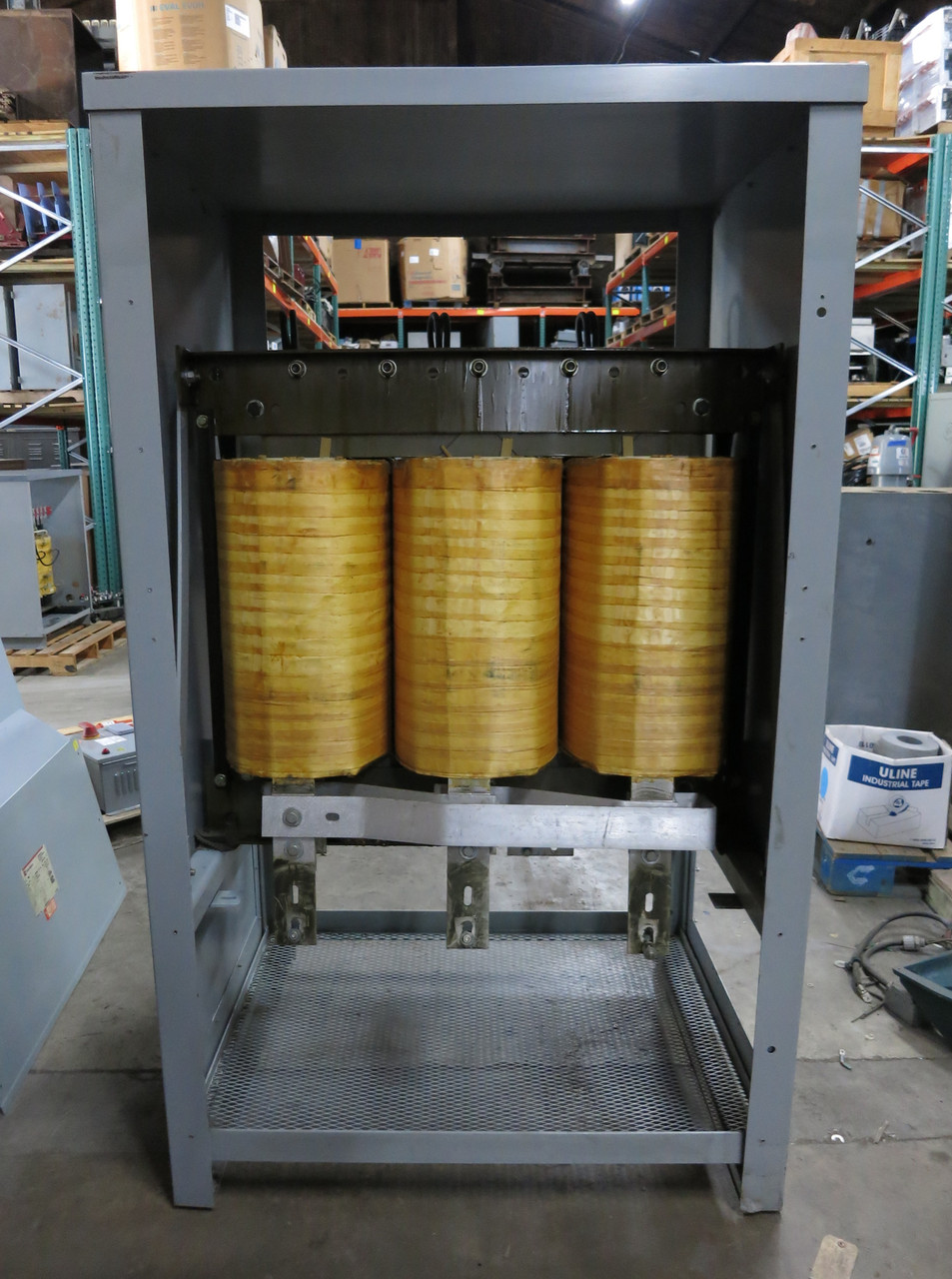 Cutler Hammer 500 kVA 380 Delta to 230Y/133 V 3PH Dry Type Transformer V55084 (DW3591-1)