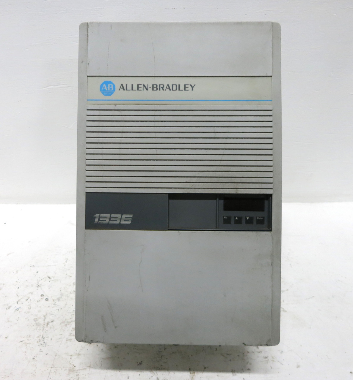 Allen Bradley 1336-B010-EAD-S1 10HP AC VS Drive 10HP 13.5kVA 460V 17A 1336B010 (DW3614-4)