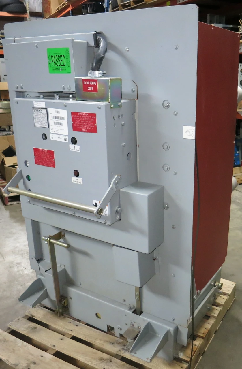 Image of Siemens 2000A 38kV 38-3AFS-1500-56 56VDC AC High Voltage Vacuum Circuit Breaker