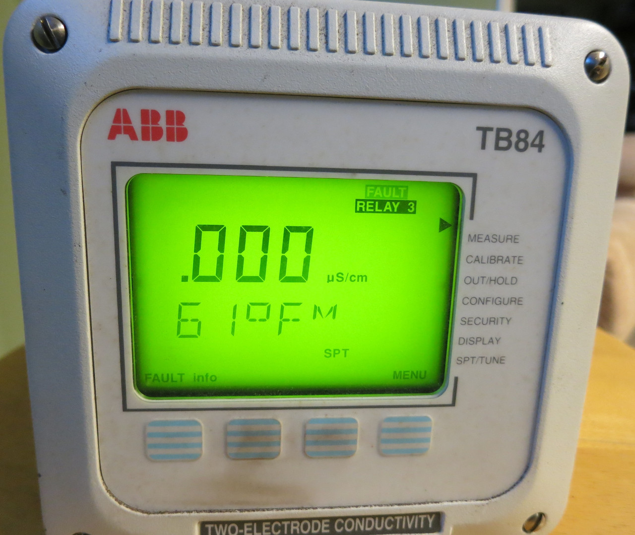 ABB TB84TE2000110 Two-Electrode Conductivity Analyzer 84 Series Display TB84 (GA0729-2)