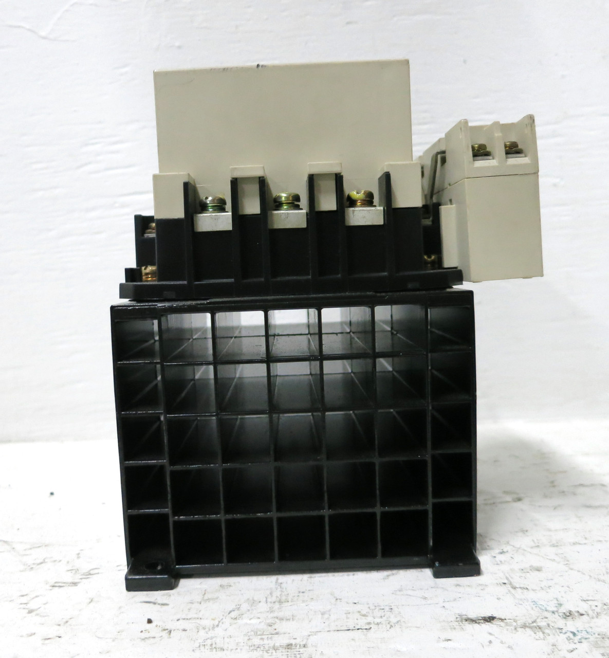 Mitsubishi US-KH30SS TE Motor Contactor 30A 200-440V 12-24V DC Control 30 Amp (DW3673-1)