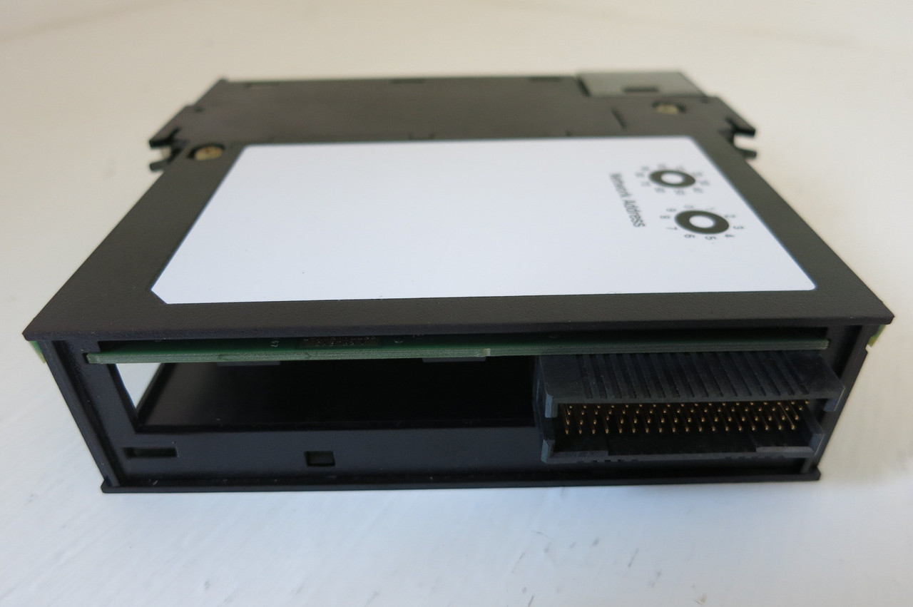 Allen Bradley 1756-CNB/D F/W Rev 05.32 J01 Control Net Communications Bridge PLC (PM3143-12)