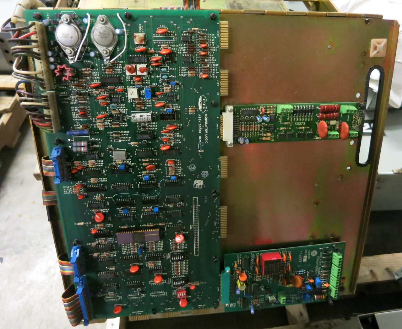 Allen Bradley 1334-EOB-NW 10 HP AC VS Drive 460V 12 kVA 15A 1334-E0B VFD (GA0744-1)