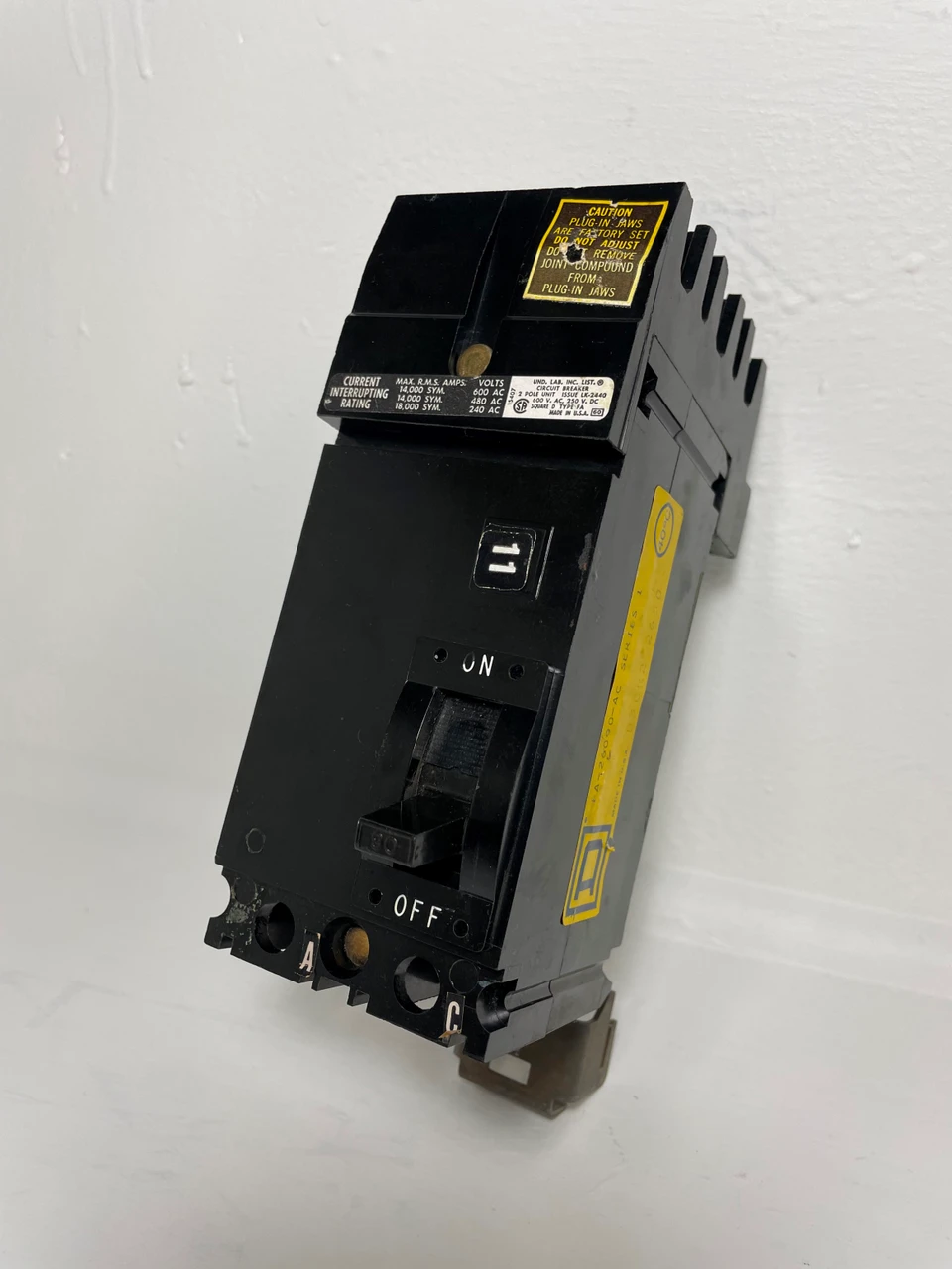 Square D I-Line FA26090AC 90A Circuit Breaker Black 480/600V 2 Pole FA 90 Amp 2P (EM4267-7)