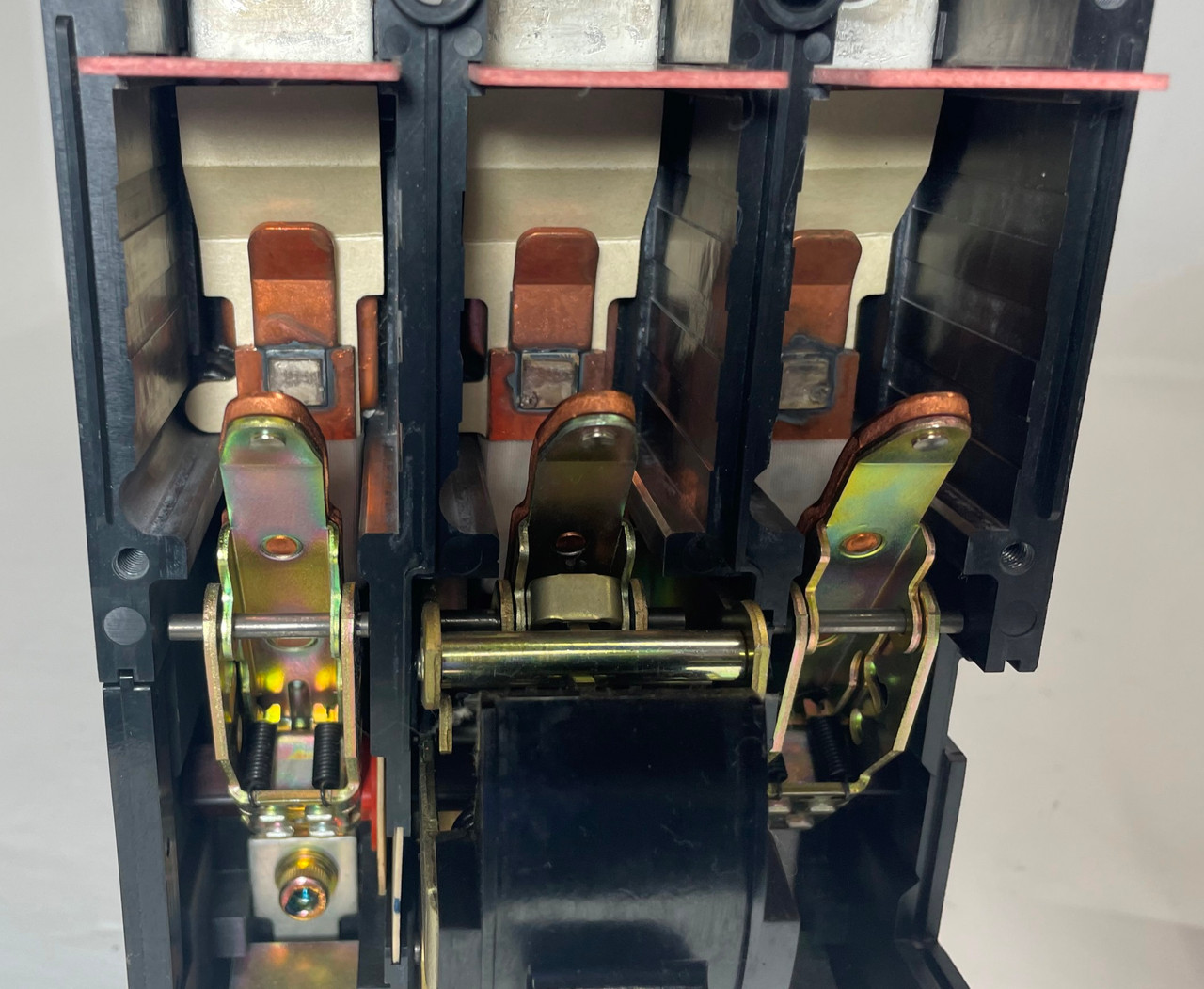 Fuji Electric BU-JSA3225 225A Circuit Breaker BU-JSA 480 VAC BUJSA3225 225 Amp (EM4271-3)