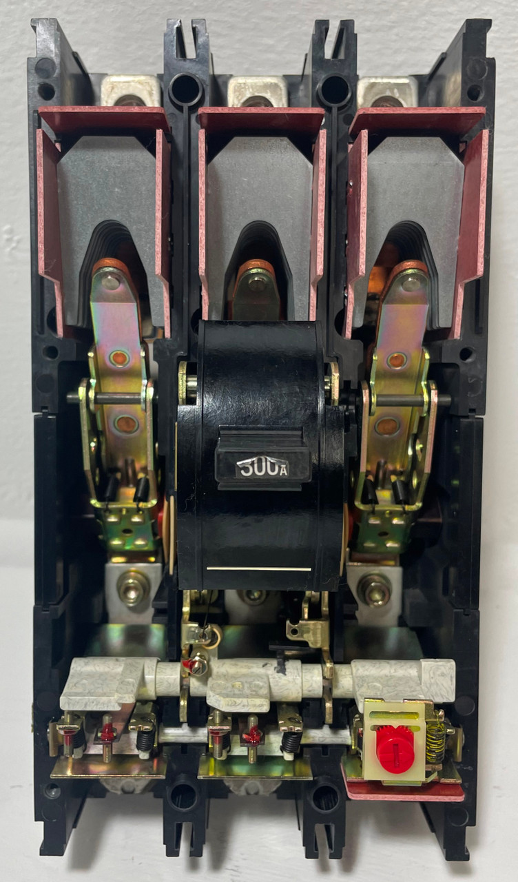 Fuji Electric BU-KSA3300 300A Circuit Breaker BU-KSA 480 VAC BUKSA3300 300 Amp (EM4272-11)