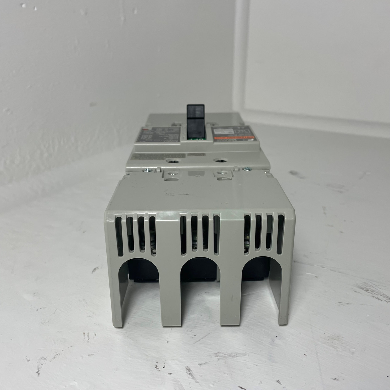 Fuji Electric BW125RAGU-3P015 125A Auto Circuit Breaker w/ 15 Amp Trip 3 Pole (EM4295-2)