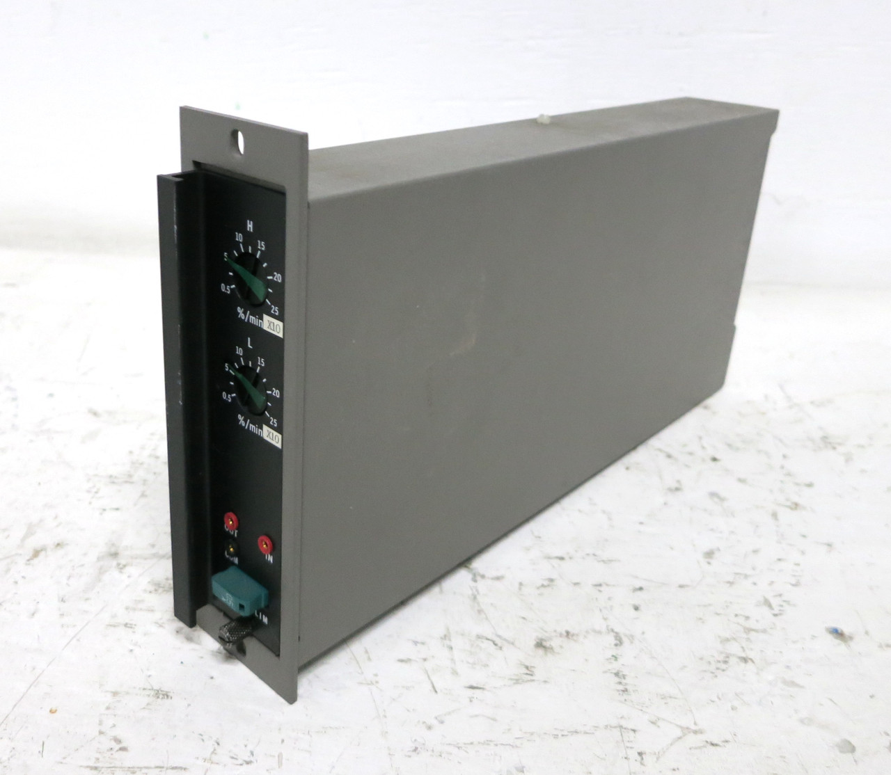 Yamatake Honeywell 82407256 Rate of Change Limiter PLC Module Board (DW3756-16)