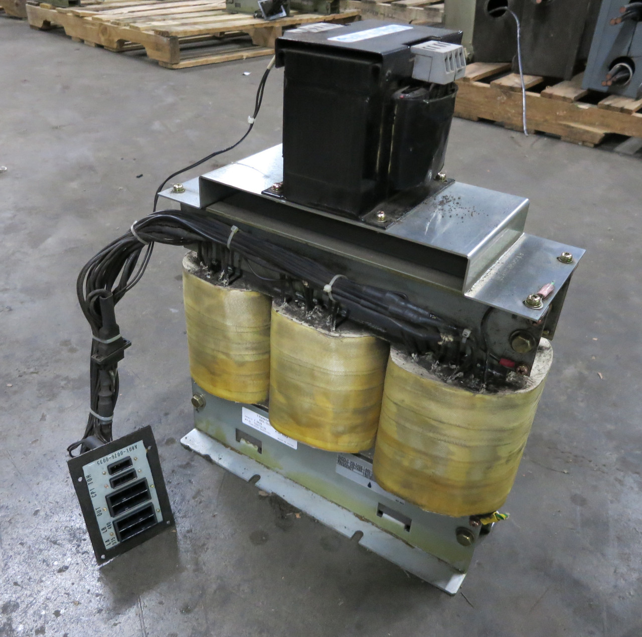 Image of Fanuc A80L-0026-0035 7.5 kVA Control Transformer 575/480V - 240V 480 240 7.5kVA