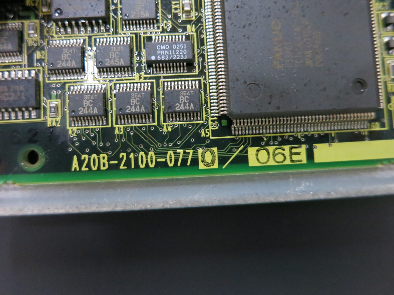 GE Fanuc System R-J3iB Operators Panel A20B-2100-0770 + A20B-1007-0850 Control (DW3802-4)