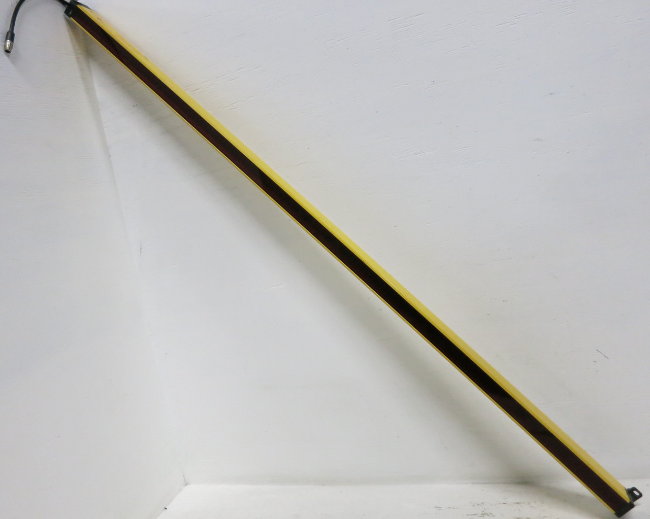 STi MS46-20-1390-Q1-X-TY1 Transmitter 70157-1276 57" Light Curtain 4600 Series (GA0808-1)