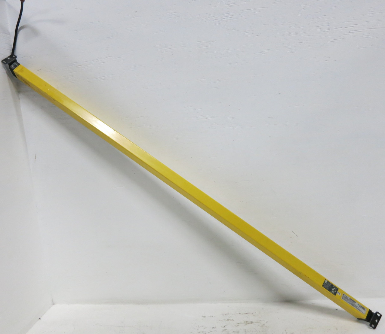 STi MS46SR-20-1390-Q1-R-NC-FN-TY1 Receiver 70158-1851 57" Light Curtain 4600 Ser (GA0809-1)