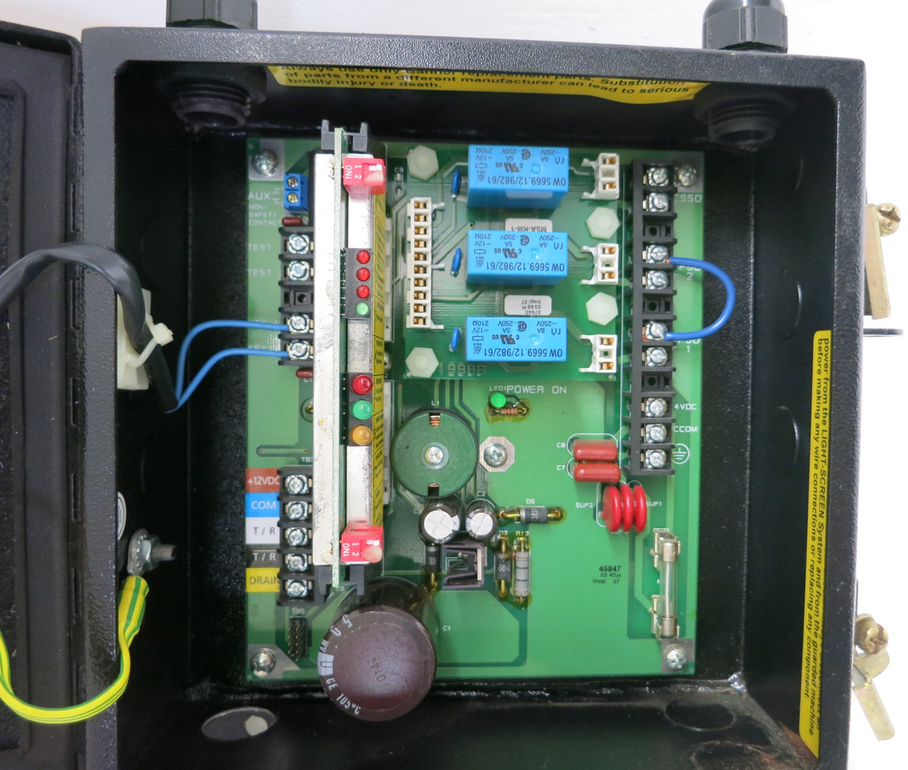 Banner MSCT-1 Multi-Screen Control Box Light Curtain Controller 230 VAC 4A (GA0823-1)