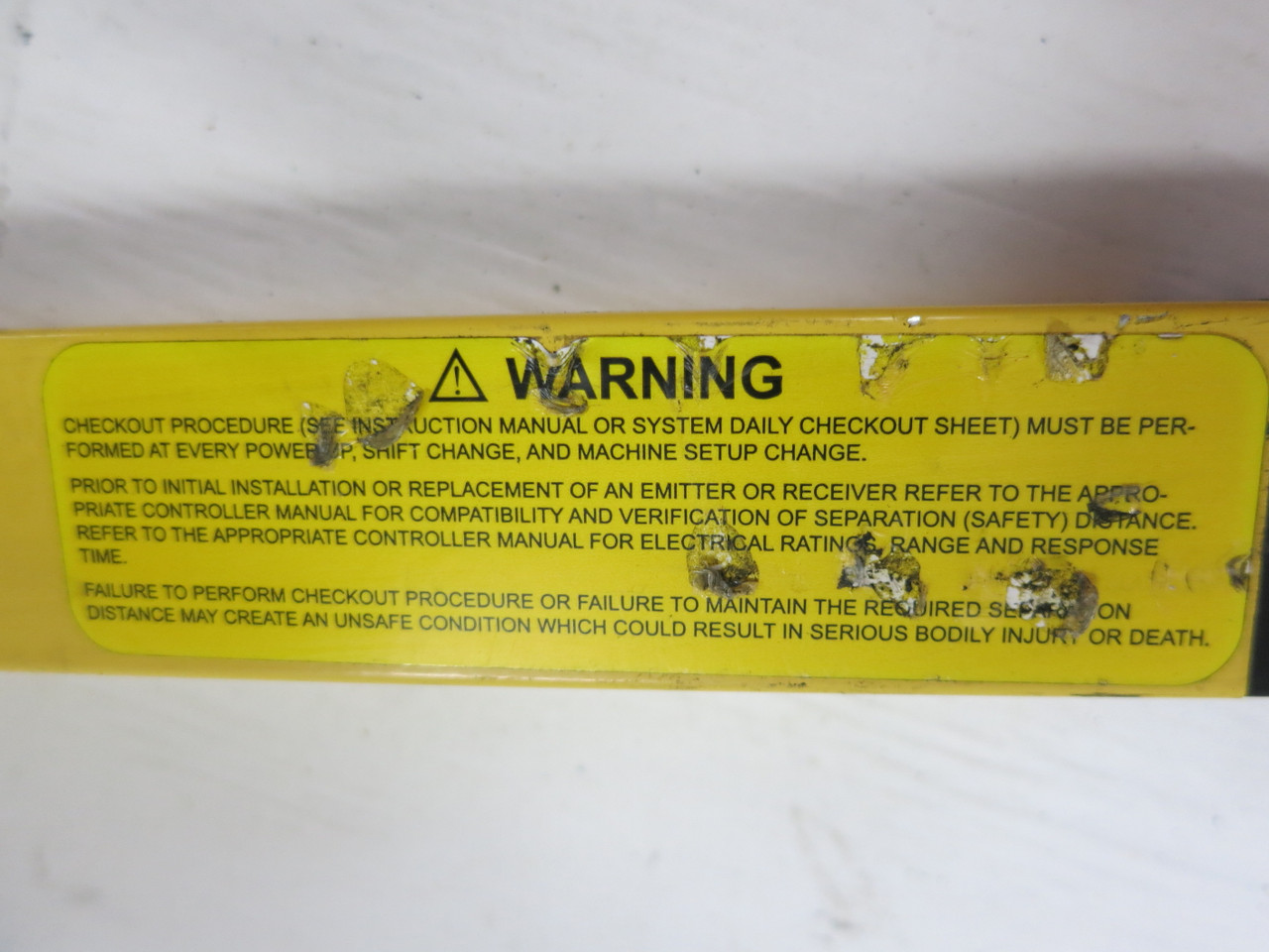 Banner USR5612Y 56"" R W/QD 1.25"" V-Series Micro-Screen 56 inch 55082 (GA0842-1)