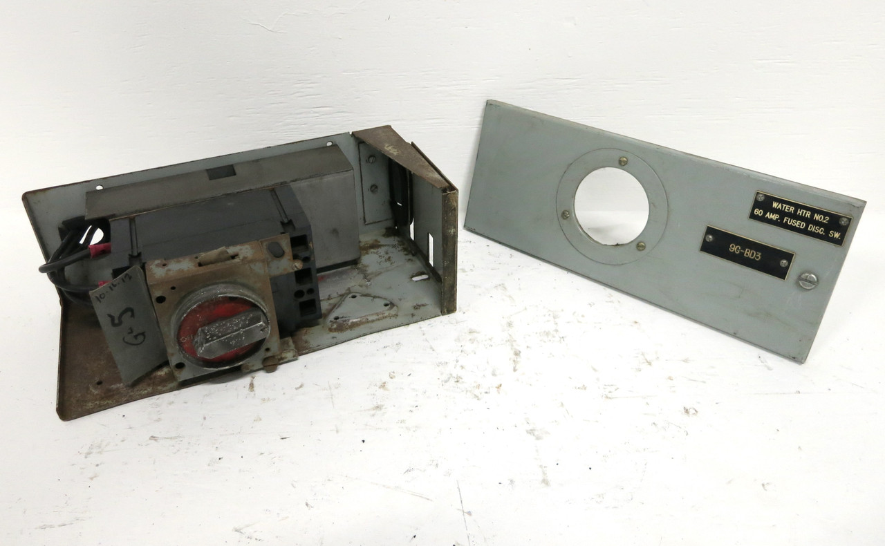 GE 7700 30A Breaker Feeder 6" MCC Bucket 30 Amp General Electric (DW3957-8)