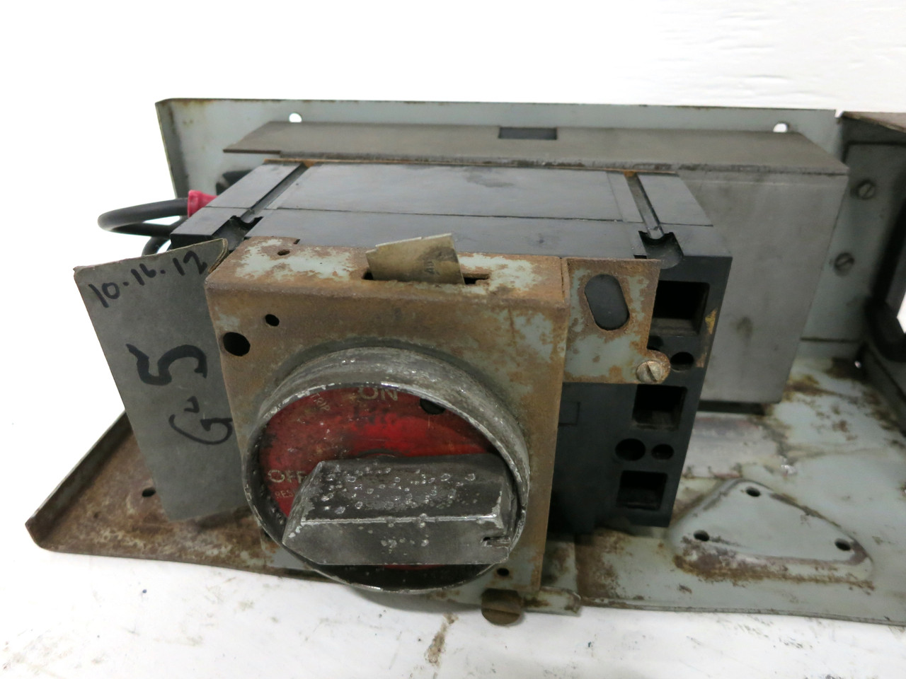 GE 7700 30A Breaker Feeder 6" MCC Bucket 30 Amp General Electric (DW3957-8)