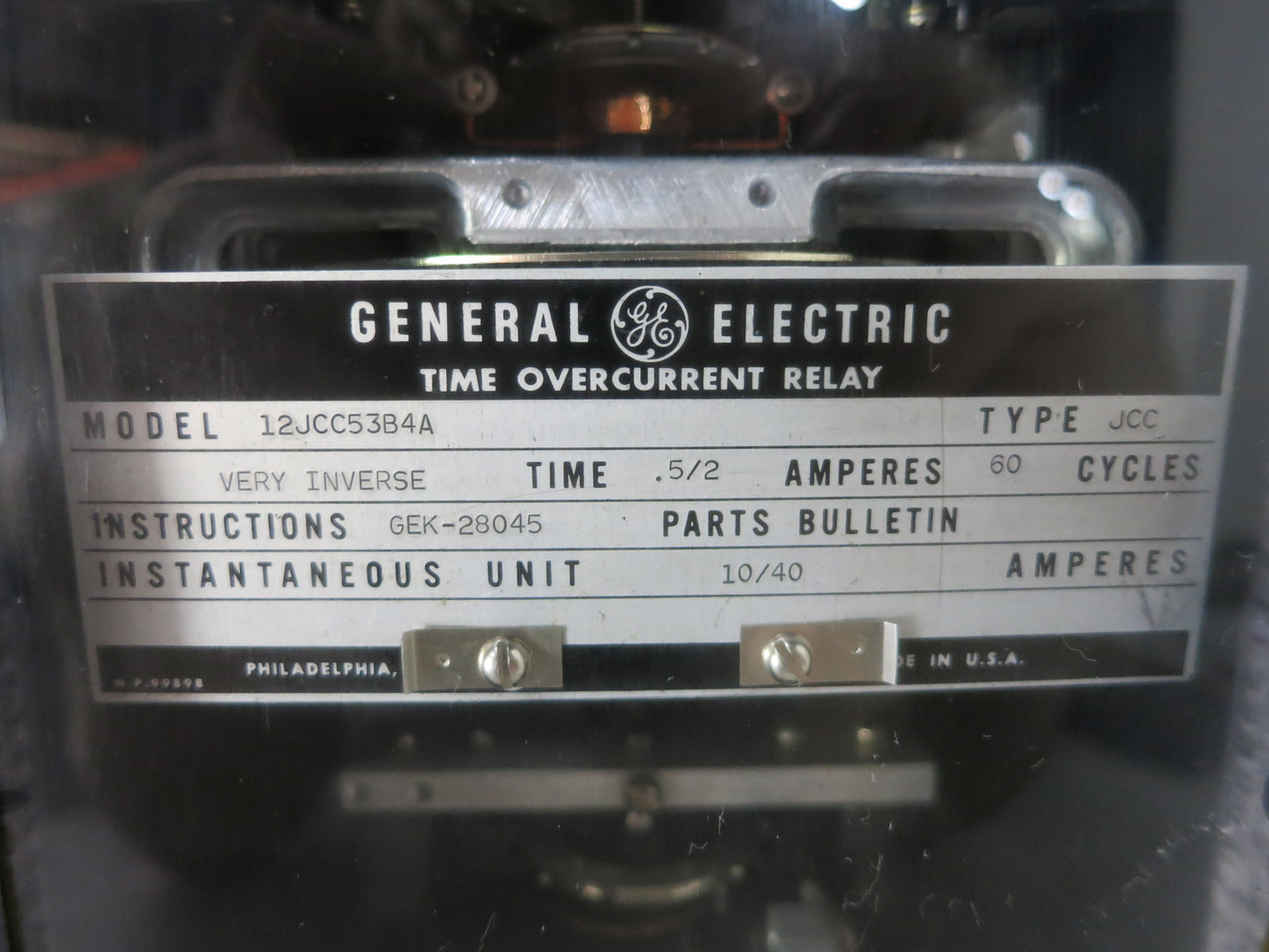 GE 12JCC53B4A Time Overcurrent Relay Type JCC Very Inverse Time .5/2 Amp 10/40A (DW4069-1)