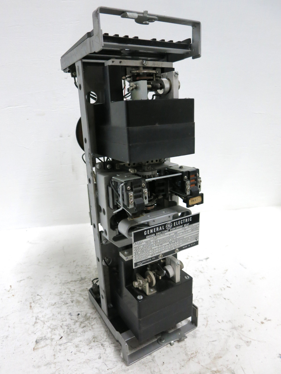 GE 12JBCG53E30A Ground Directional Overcurrent Relay JBCG 120V 5A .5/2 4-16 (DW4104-1)