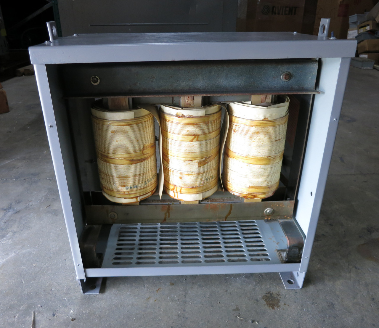 FPT 11 kVA 460 Delta to 460Y/266 V 3PH Isolation Transformer FH11CFMD 11kVA (DW4193-1)