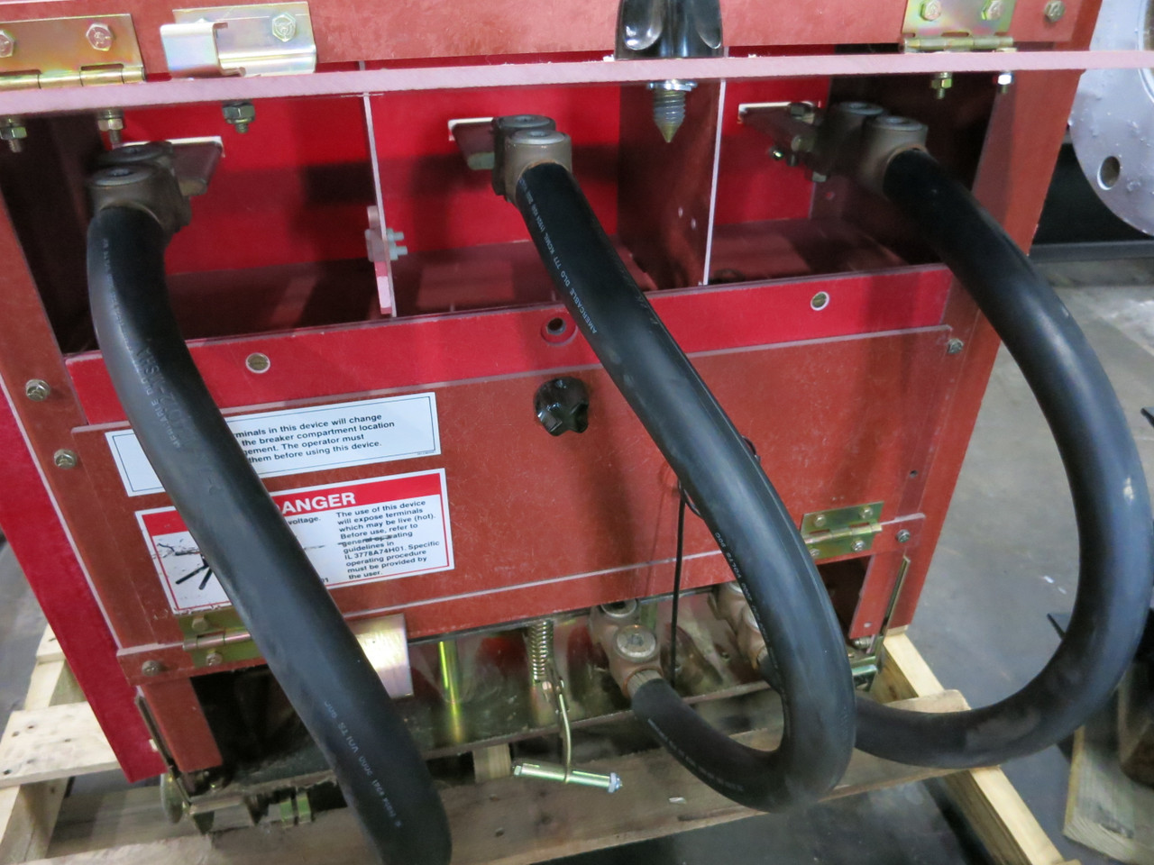 Westinghouse 1200/2000A Manual Ground Test Device VCP-W 691C607G01 3777A34H01 T (GA0991-1)