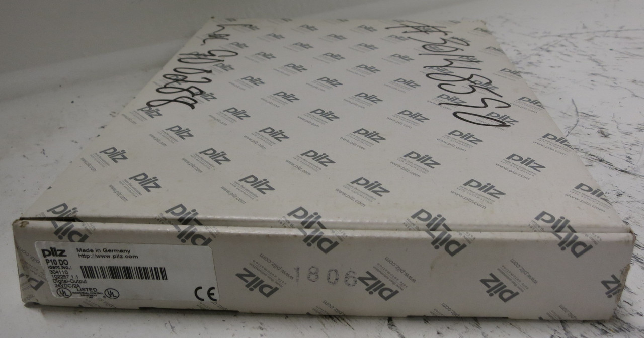 Pilz P10-DIO 304107 Digital In-Output 24VDC/2A PLC 304 107 P 10 DIO NIB (GA1031-1)