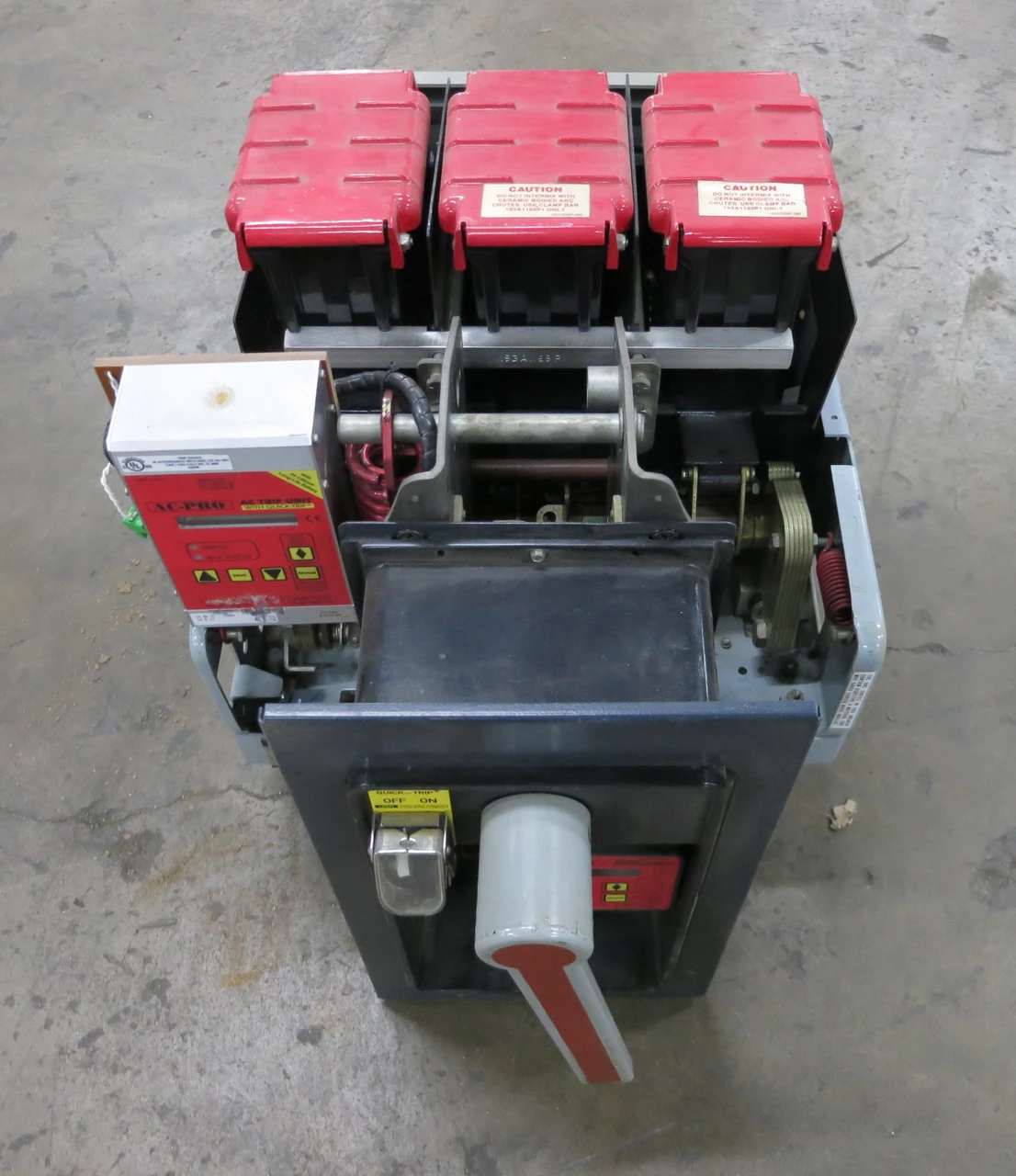 GE AKR-6D-30H 800A Air Breaker AC-Pro Trip Unit w/ Quick-Trip QT-Display 800 Amp (DW4344-2)