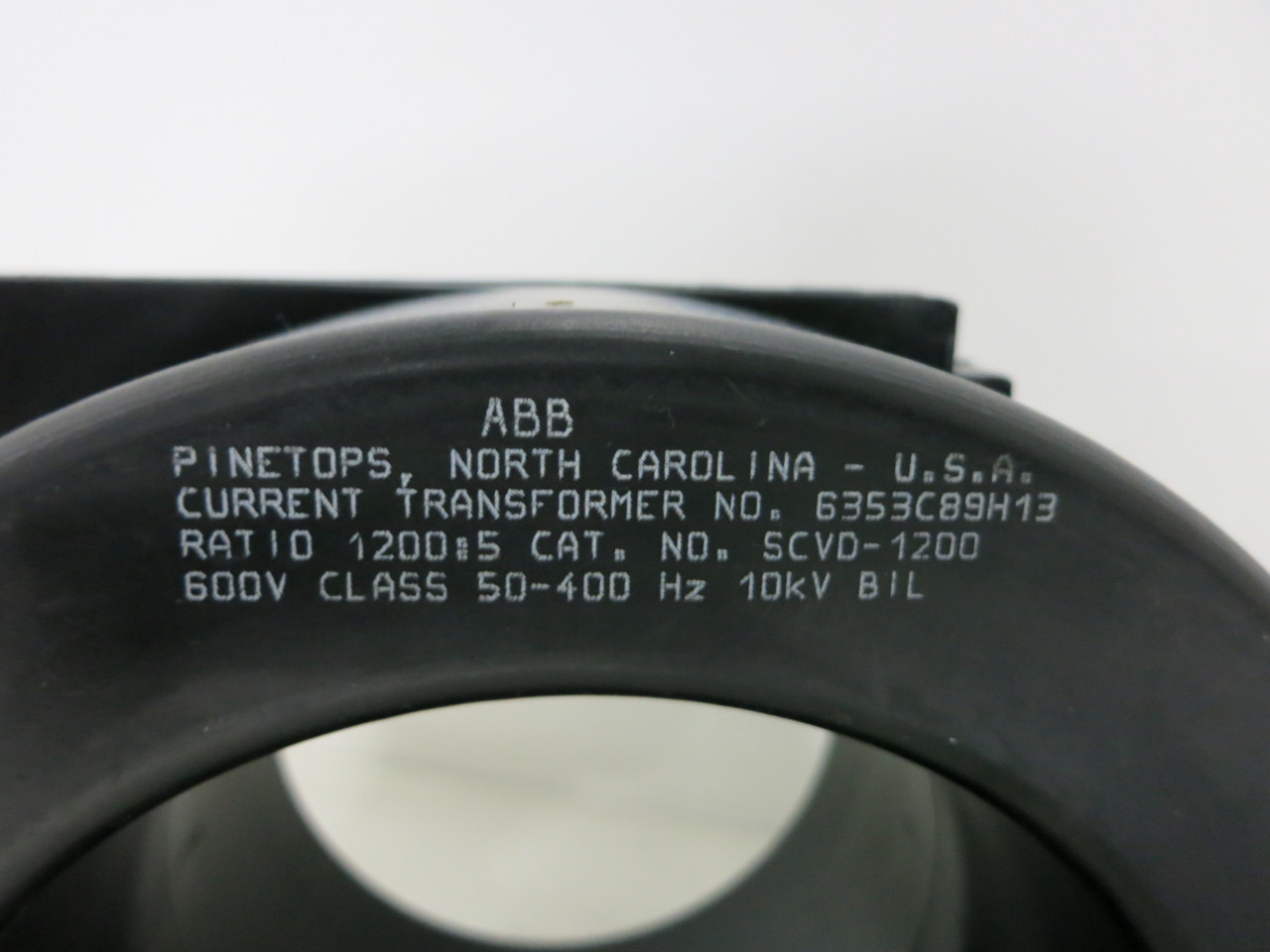 ABB SCVD-1200 6353C89H13 Current Transformer Ratio 1200:5 600V CT 50-400 Hz (GA1053-22)