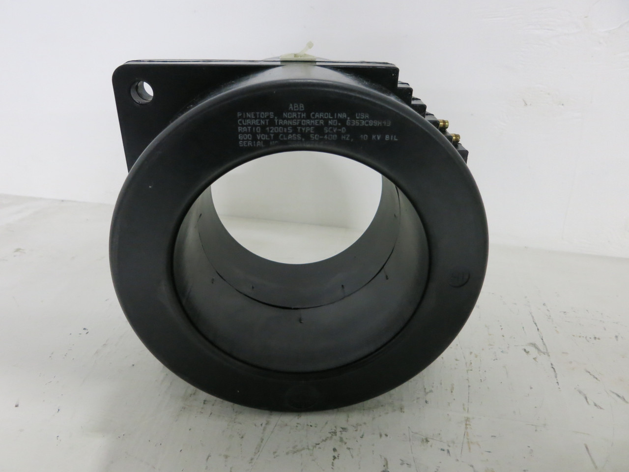 ABB SCV-D 6353C89H13 Current Transformer Ratio 1200:5 600V CT 50-400 Hz (GA1052-11)